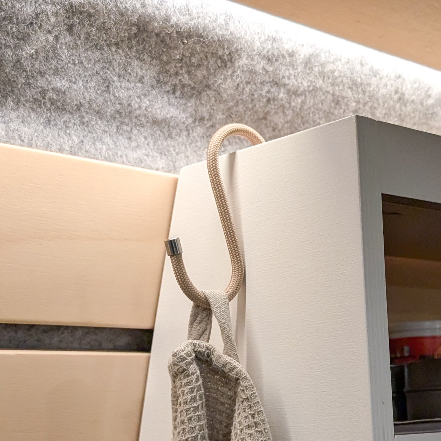 BalanceHook | Beige