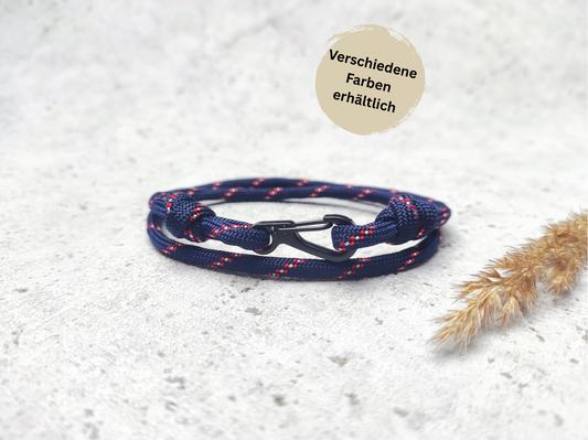 Armband mit Karabinerhaken