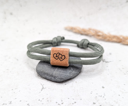 Holzarmband | Herzen mit Buchstaben